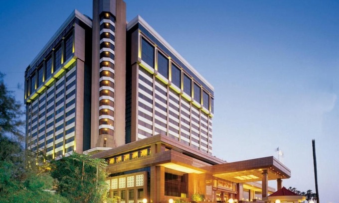 Bandra West Hotel | Taj Lands End