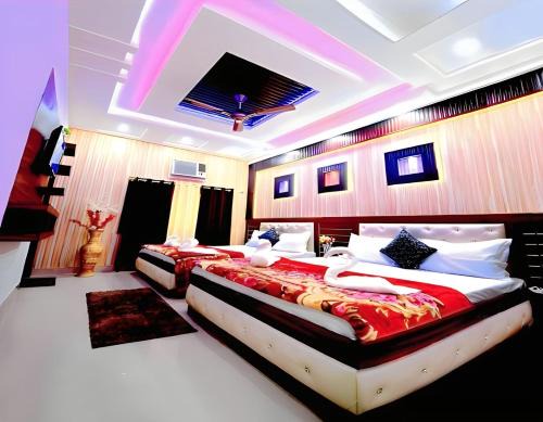 Rakabganj House | Taj Square A luxurious family homestay