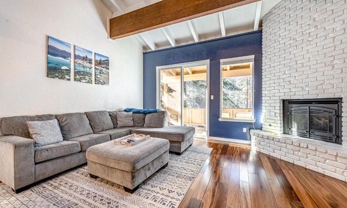 Incline Village Apartment | Take Me to Tahoe