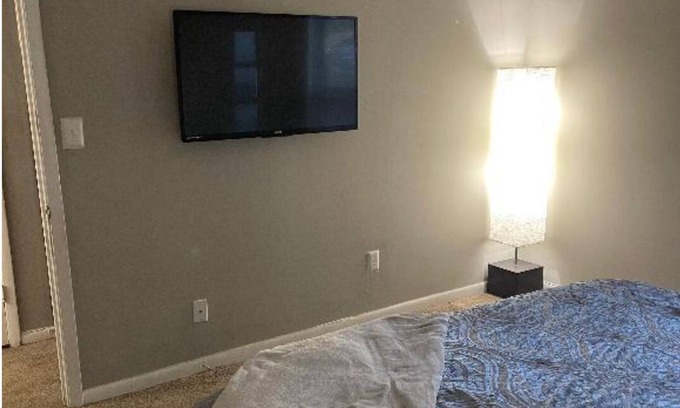 Marietta Apartment | Take me to the Ballpark