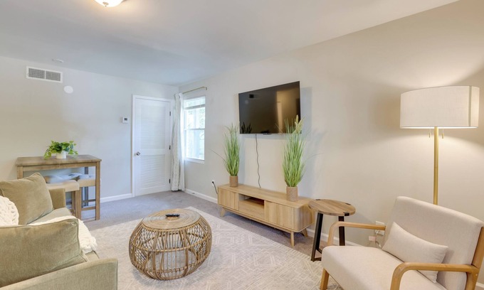 Talladega Apartment | Talladega Rental < 15 Mi to Superspeedway & River!