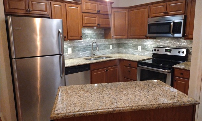 Odessa Condo | Tampa Bay Luxury Condo, Full Granite Tops, Best Beaches Nearby.