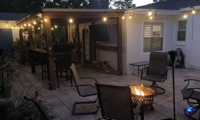 Tampa House | π΄ Tampa's Oasis π΄