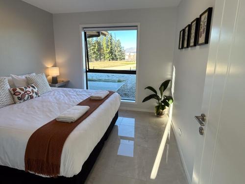 Tarras House | Tarras Countryside Retreat - Near Tourist Route