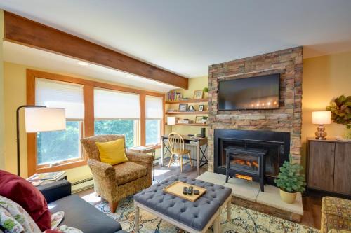The Galena Territory House | Tasteful Galena Townhome with Community Amenities