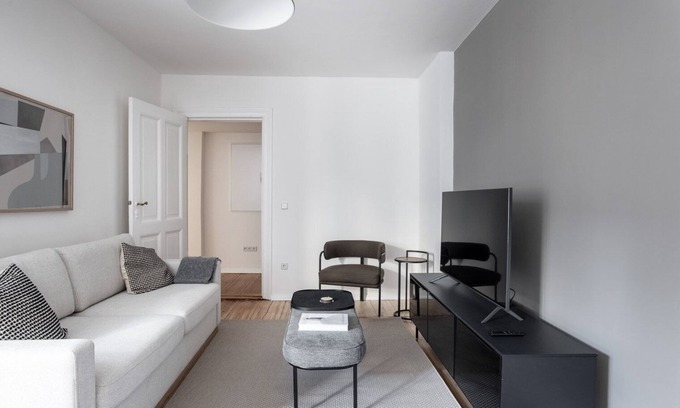Moabit Apartment | Tasteful Mitte 1BR nr Spree, by Blueground