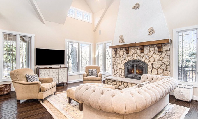 Grand Beach House | Tastefully-decorated high-end home with private pool, fast WiFi & on-site tennis