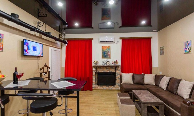 Sololaki Apartment | Tasyaker Art House - Old Tbilisi