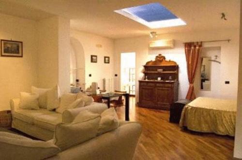 Battipaglia Hotel | Tavernola - Locanda Di Campagna