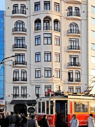 Gumussuyu Mahallesi Hotel | Taxim Hill Hotel