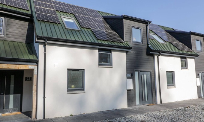 Aberfeldy Cottage | TAY VIEW, pet friendly in Aberfeldy