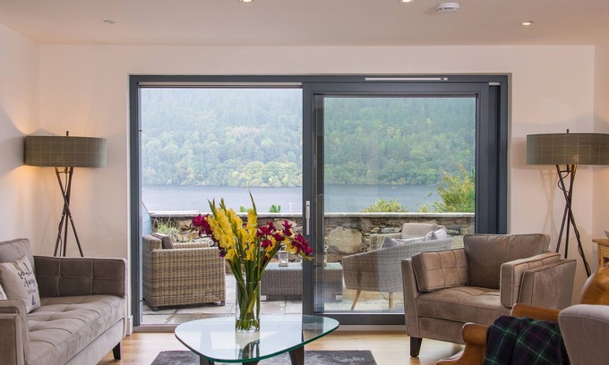 Kenmore House | Taymouth Marina-1 Loch View