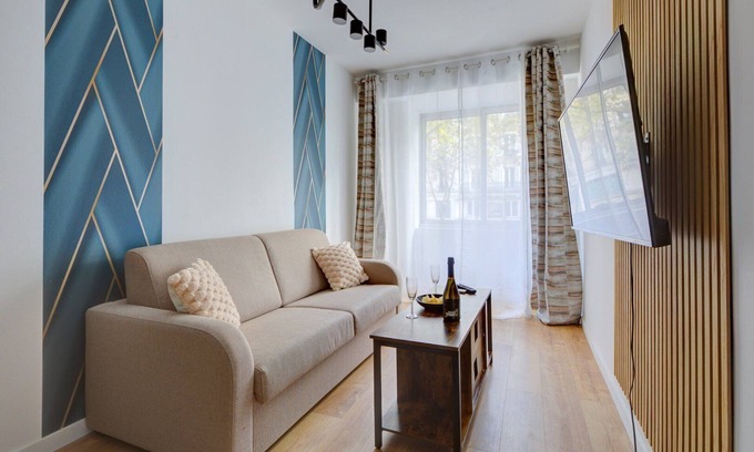 Porte-Saint-Martin Apartment | TBS 300 - Superb apartment in Paris