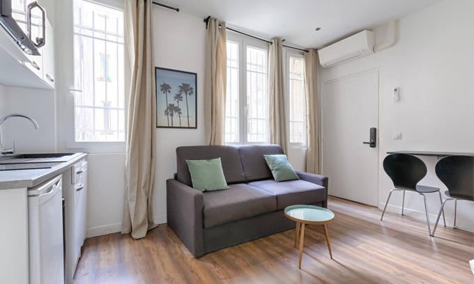 Quartier du Mail Apartment | TBS 306 - Lovely studio in the heart of Paris