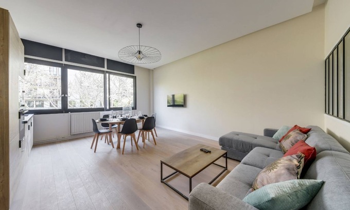 12th Arrondissement Apartment | TBS 59 - Elegant and modern apartment