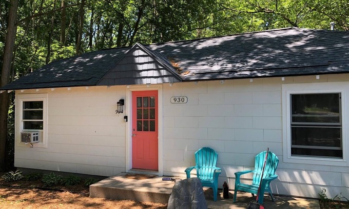 Traverse City House | TC Tiny House Near Boardman Lake Trail