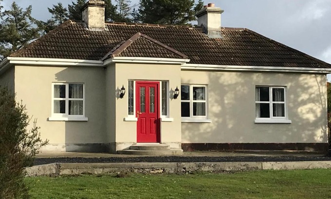 Keadue House | Teach Fia