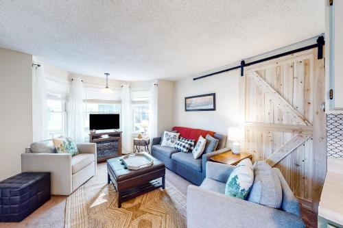 Ludlow Apartment | Teddy's Getaway