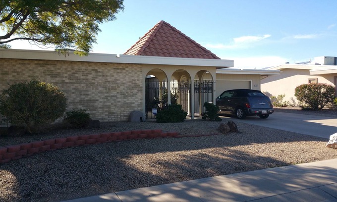 Sun City House | Temporary Home or Family Vacation in the Sun!