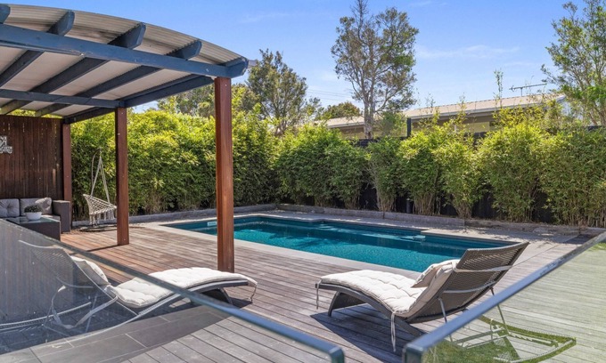 Inverloch House | Tempting Tamara Inverloch