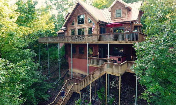 Ten Mile Cabin | Ten Mile Cabin/with boat dock