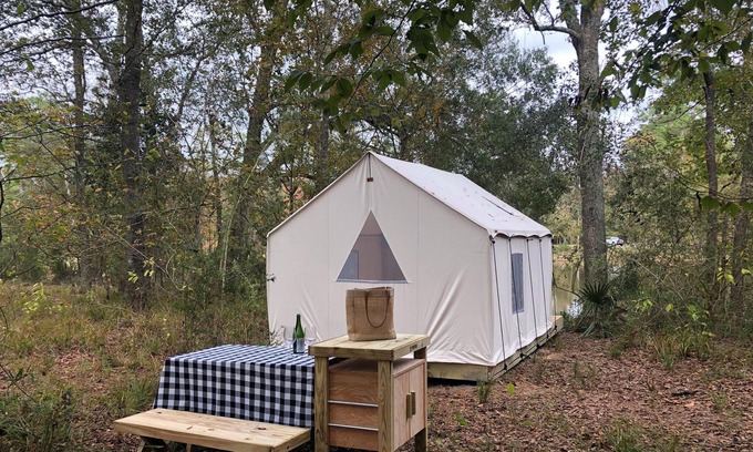 Mandeville RV Rental | Tentrr State Park Site - Louisiana Fontainebleau State Park - Pond View F - Sing