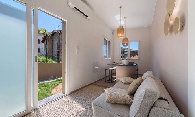 Como Apartment | Teresa Suite in Como with Private Terrace, Wi-Fi & Air Conditioning