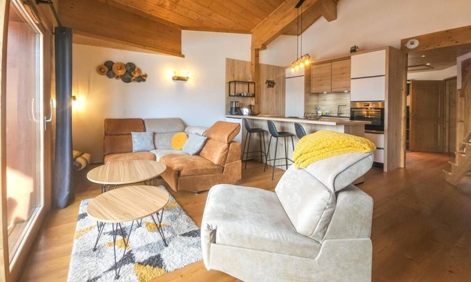 Saint-Martin-de-Belleville Apartment | Terrace, balcony, parking, tv, ski locker, 76m², Saint Martin de Belleville