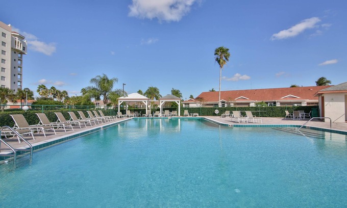 Palmetto Villa | Terra Ceia Beauty! Golf Course, Heated Pool, WIFI, Nature Trail and much more