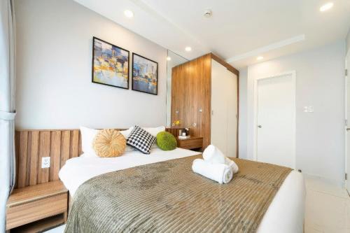 Phuong 8 Apartment | Terra Royal D3 Saigon Apartments