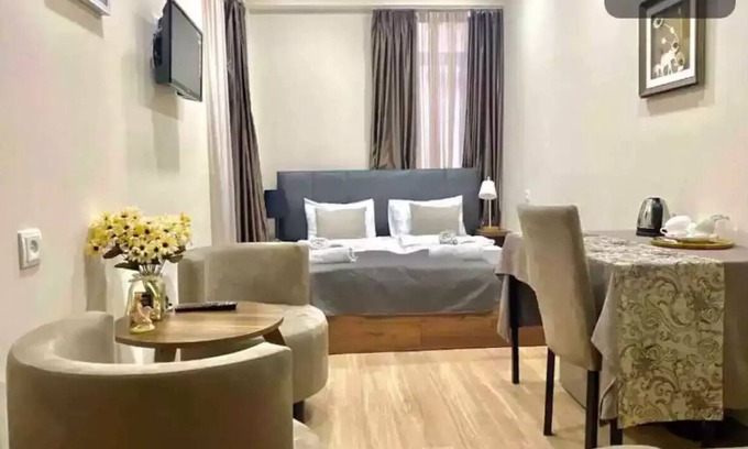 Tbilisi City Centre Hotel | Terrace Hotel N4n
