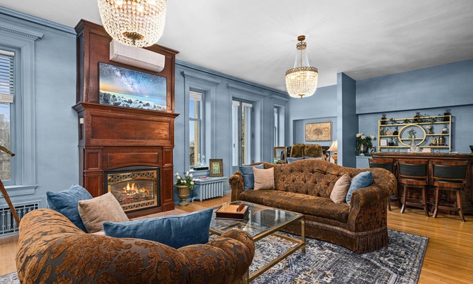 Endion House | Terrace Suite Private Terrace & Fireplace