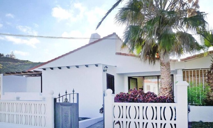 Brena Baja Apartment | Terraced house in Breña Baja