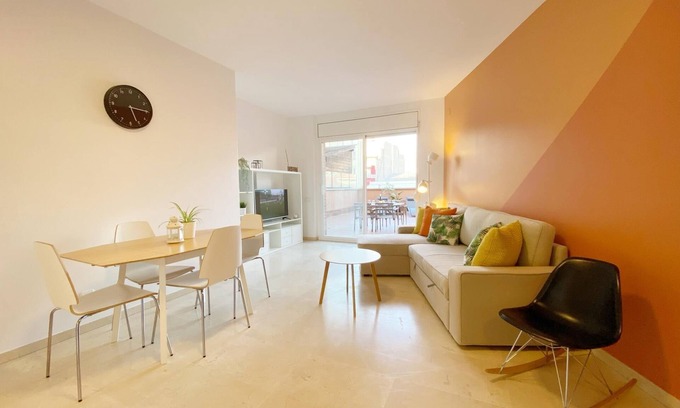 El Poble-sec Apartment | Terracotta Terrace in Poble Sec Barcelona
