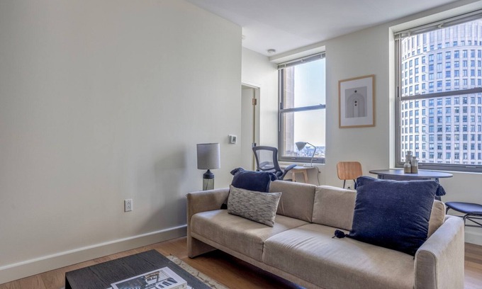 Bay Village Apartment | Terrific Back Bay 1BR w/Gym & W/D, nr Shopping, by Blueground