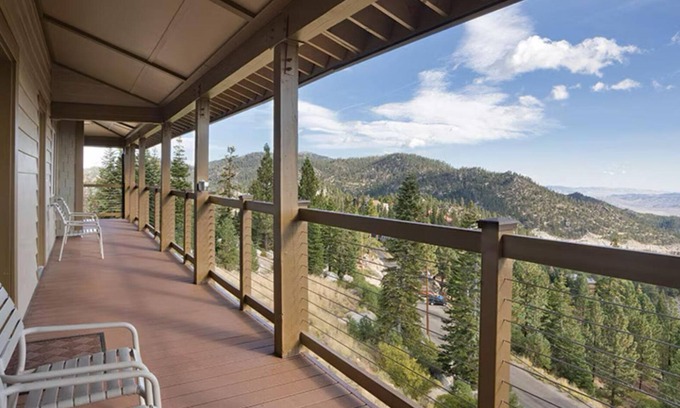 Tahoe Village Apartment | Terrific hotel suites next to Heavenly Stagecoach Resort