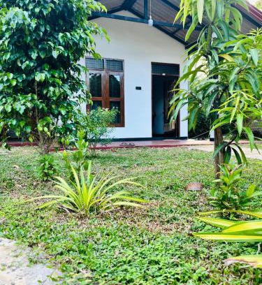 Udawalawa Bed & Breakfast | TESHI SAFARI VILLA