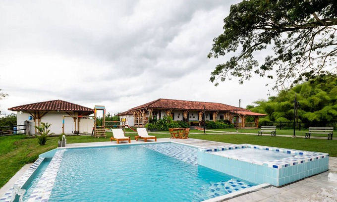 Armenia House | Tesorito Finca Exclusiva