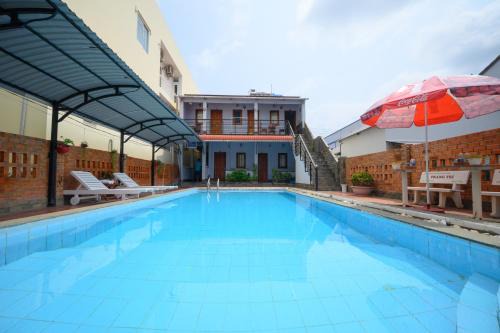 Cua Lap Hotel | Thanh Khoi Bungalow