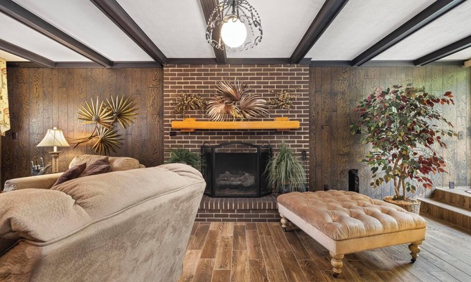 Erwin House | 'That 70s House' Retreat near the Nolichucky