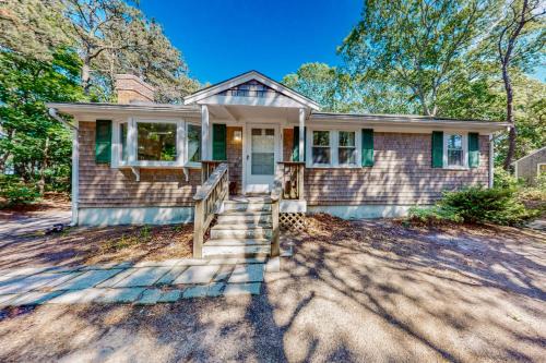South Dennis House | Thayer Thicket