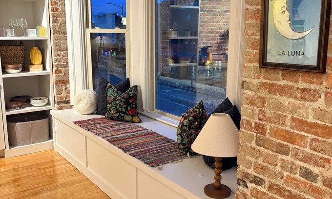 De Pere Apartment | The 1913 - newly renovated historic downtown loft