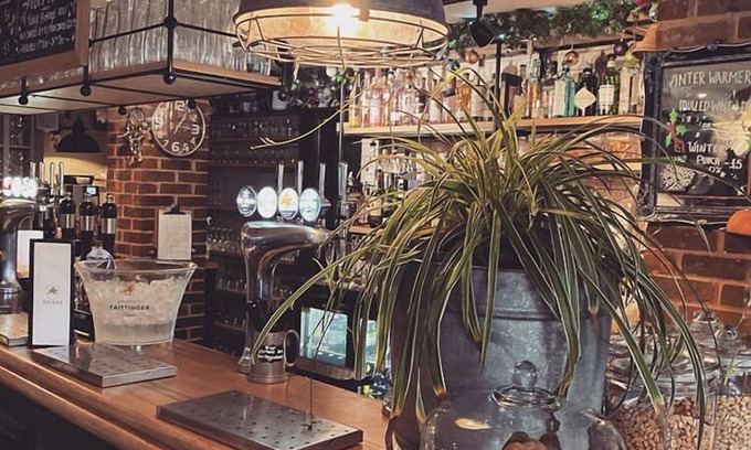 Battle Hotel | The Abbey Hotel
