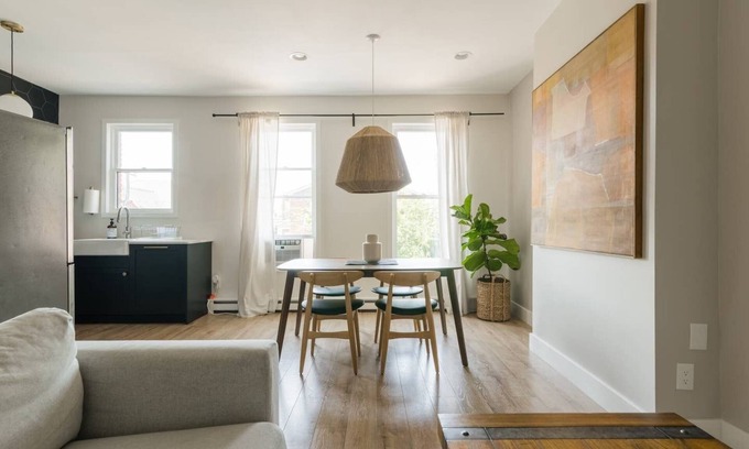 Communipaw Apartment | The Alana - A Chic Duplex 40 Minutes from NYC
