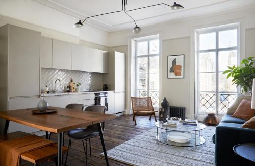 Angel Apartment | The Angel Collection minutes from Angel Tube Station