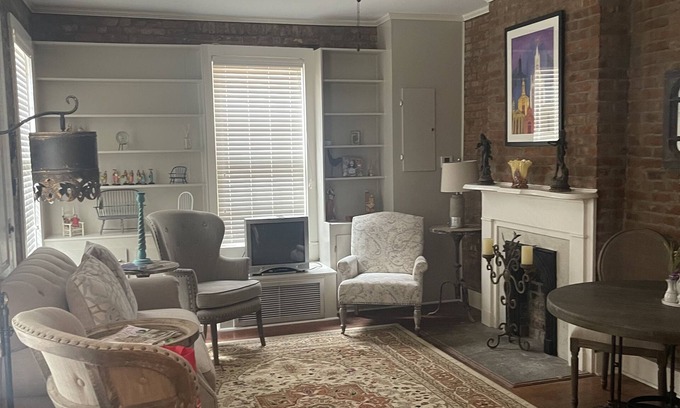 Natchez Condo | The Annex- One of the oldest buildings in Natchez