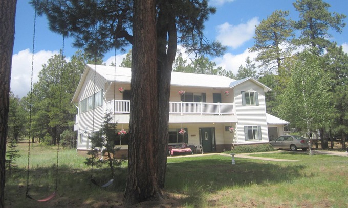 Heber Cabin | THE ASPEN - Beautiful Cabin for Rent in Forest Lakes, Arizona