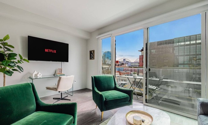 Pioneer Square Apartment | The Astra Suite | Pioneer Sq Gem