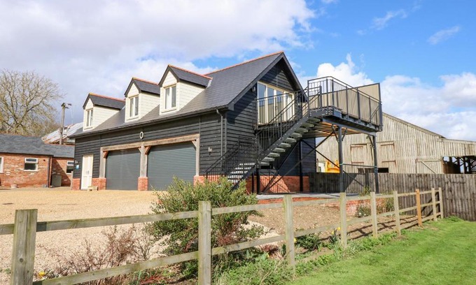 Blackborough End House | The Attic
