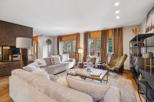 Chermignon Apartment | The B Side - Palm Springs by Mrs Miggins